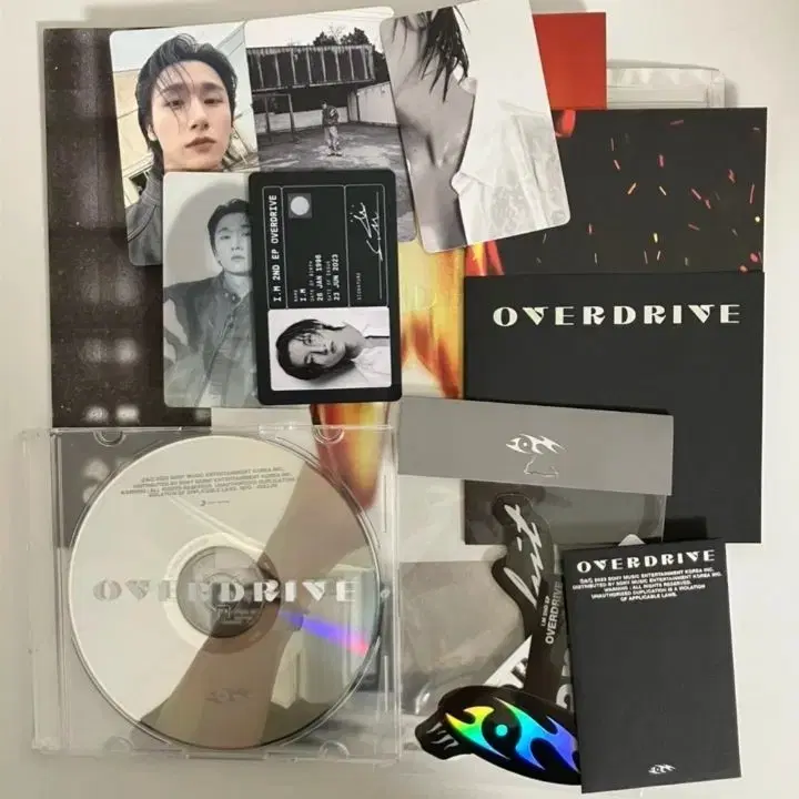 아이엠 솔로 overdrive 메탈/블루 (앨포 포함)