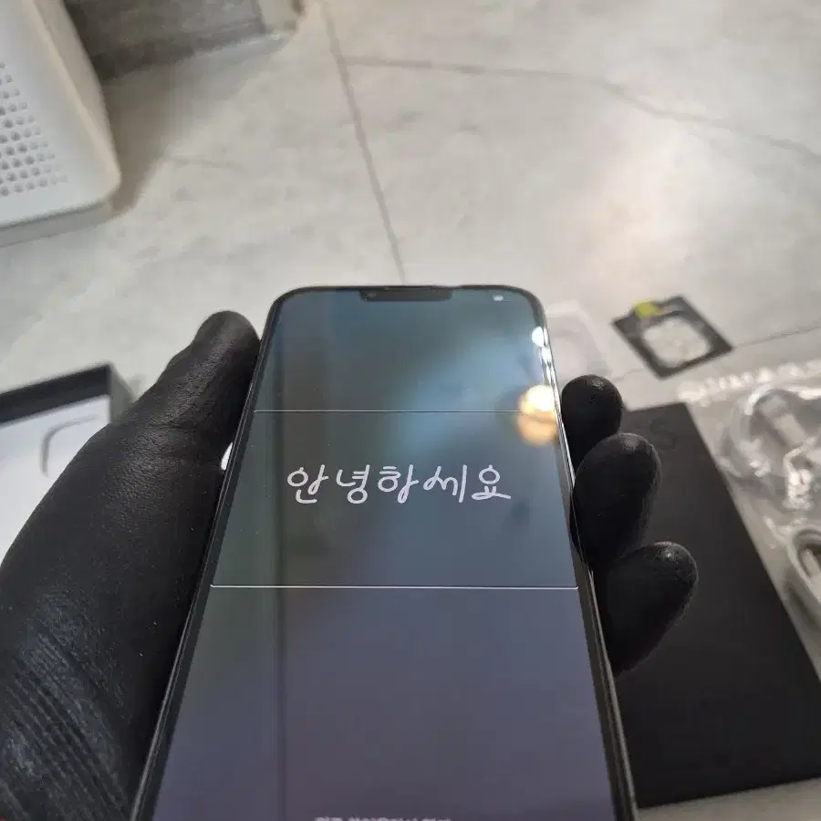 아이폰13프로맥스 256GB 시에라블루 팝니다.