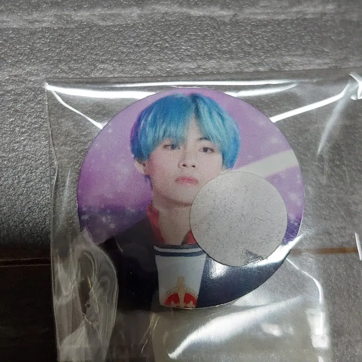 BTS. v jungkook Badges