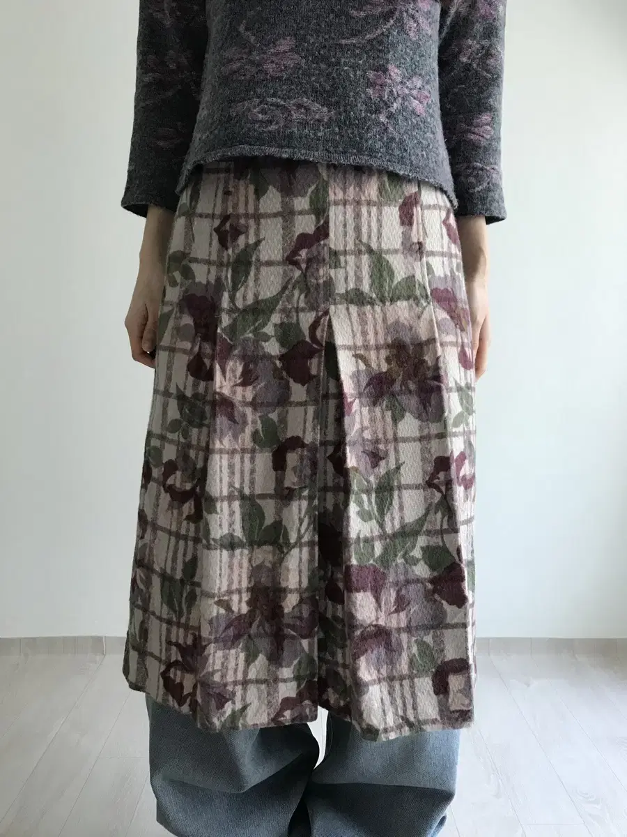 vintage flower pattern pleats skirt