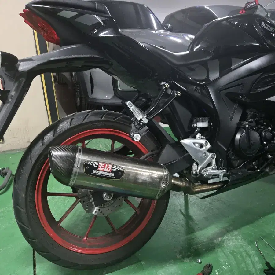 gsxr125 요시무라 정품 풀배기