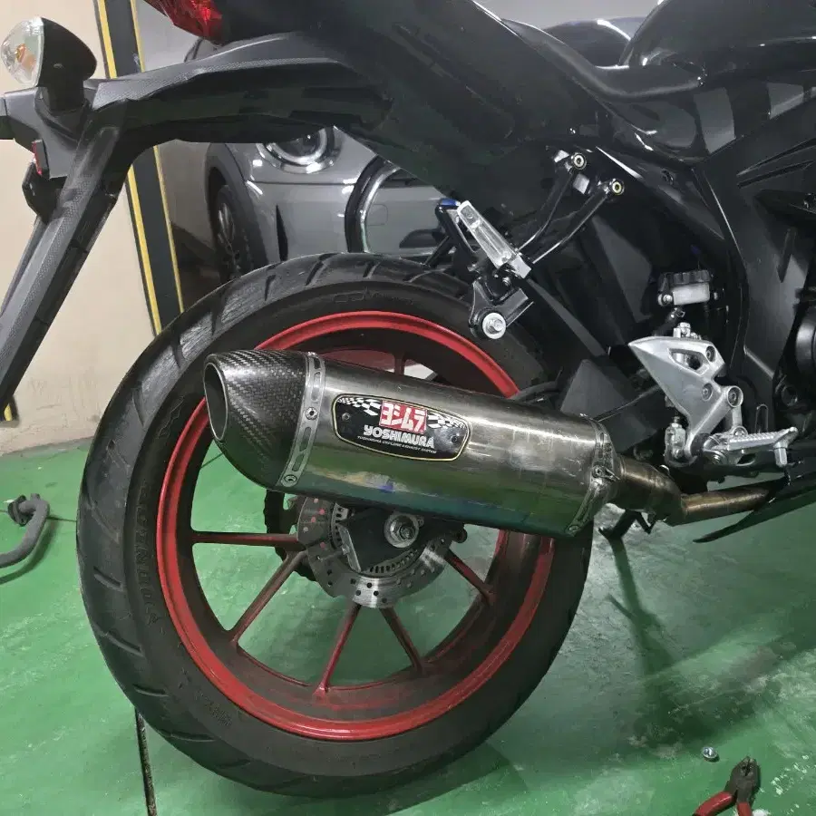 gsxr125 요시무라 정품 풀배기