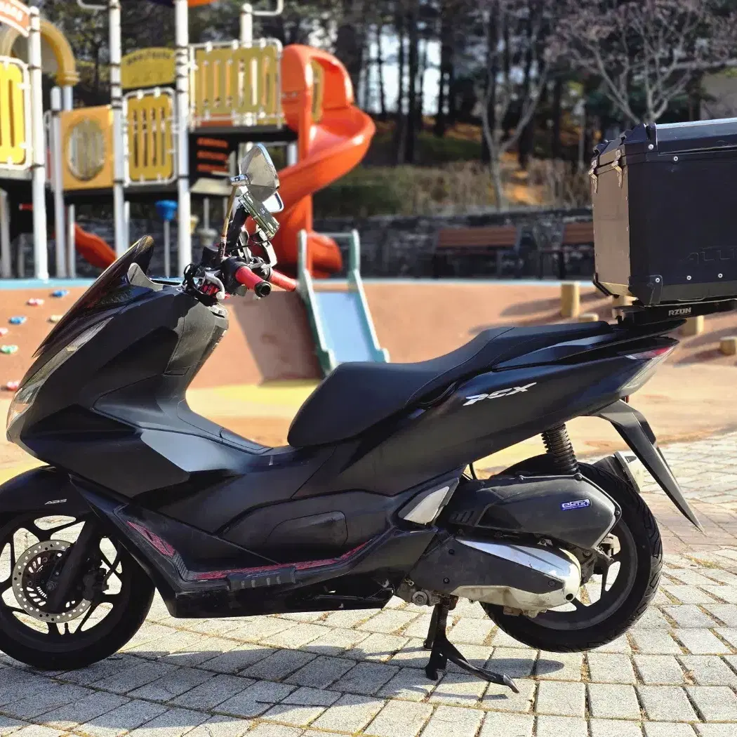 21년식 PCX125 ABS 배달세팅 블랙 팝니다