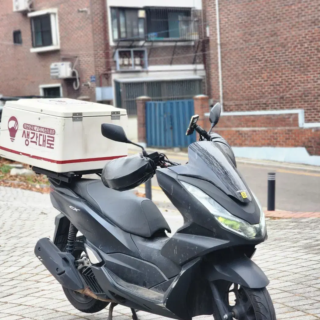 22년식 PCX125 ABS 배달세팅 팝니다