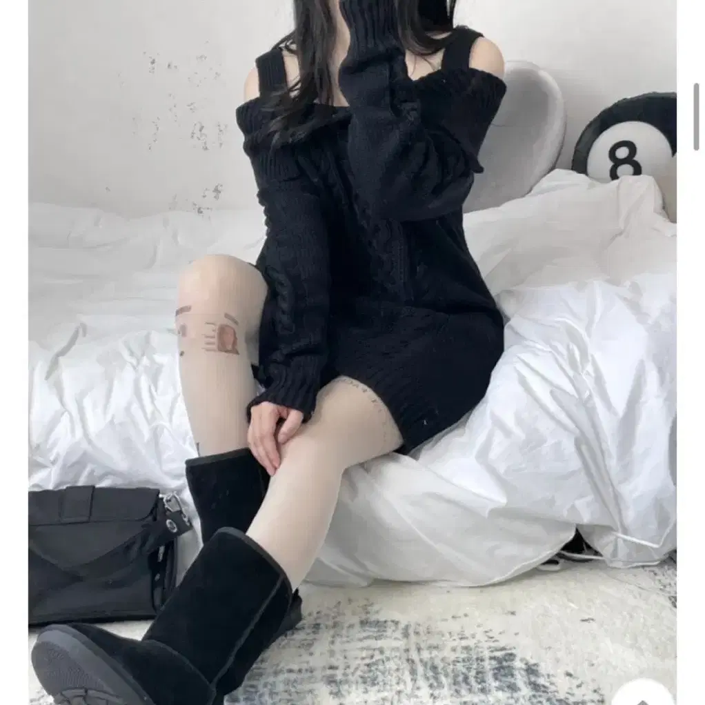 에이블리 오피엠 cape off shoulder dress (지그재그,