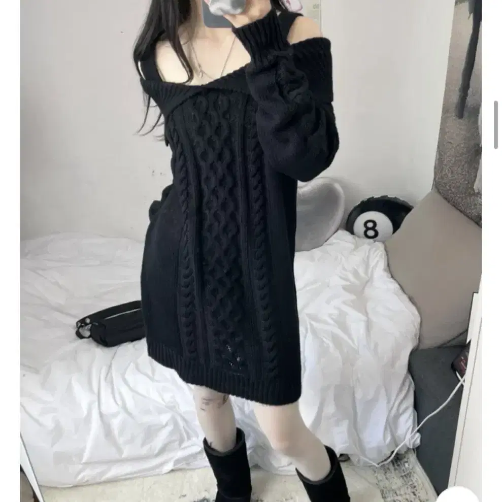 에이블리 오피엠 cape off shoulder dress (지그재그,