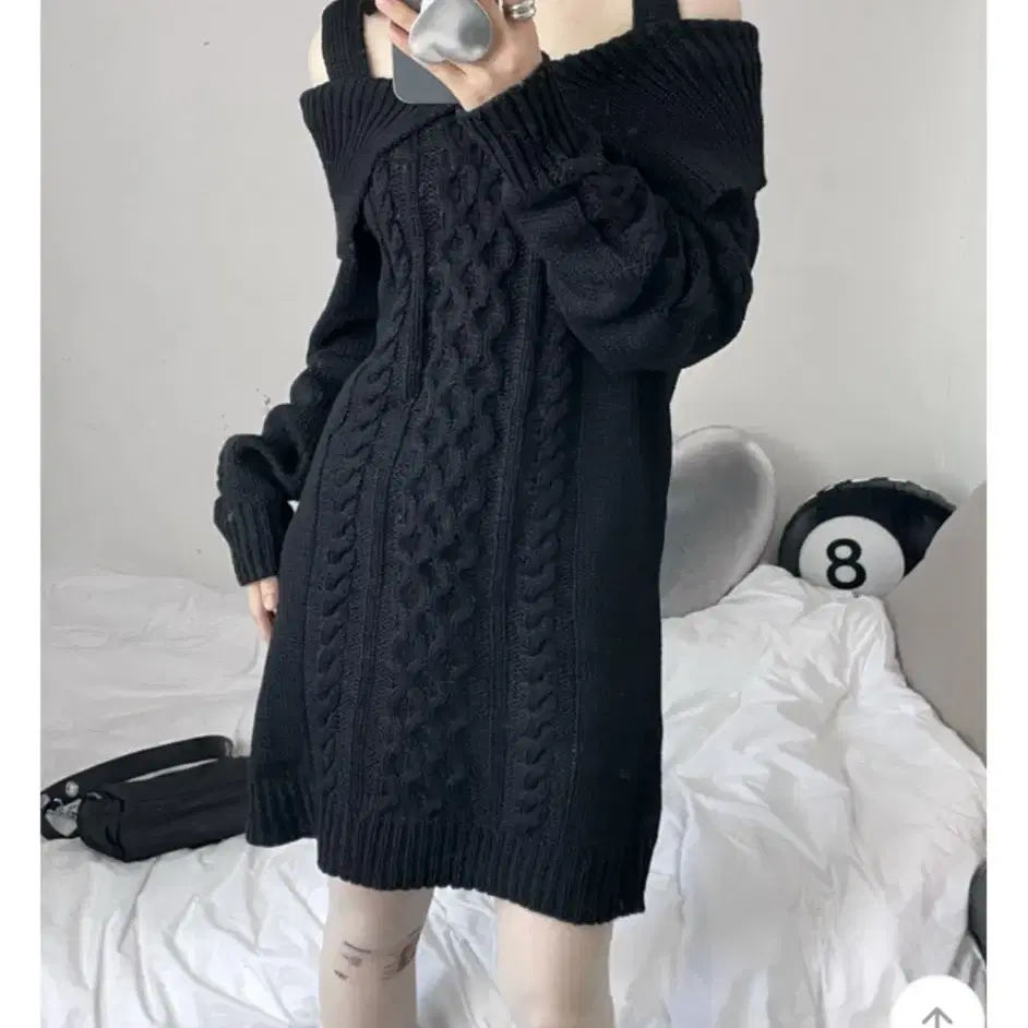 에이블리 오피엠 cape off shoulder dress (지그재그,