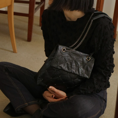 콰니 스터드 백 Lozenge Studded Bag