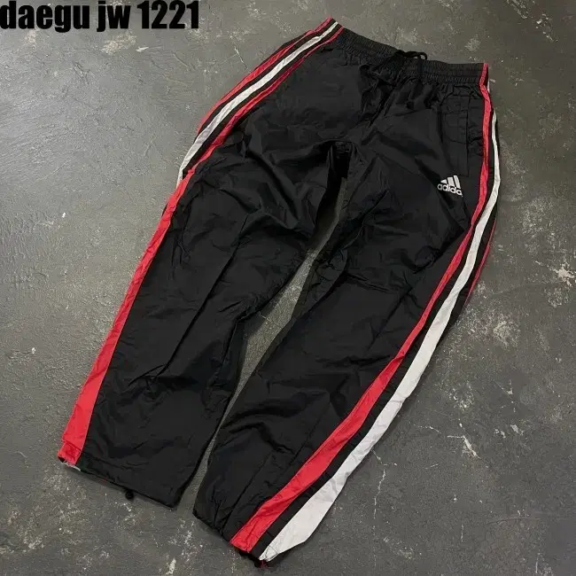 100 ADIDAS PANTS 아디다스 바지