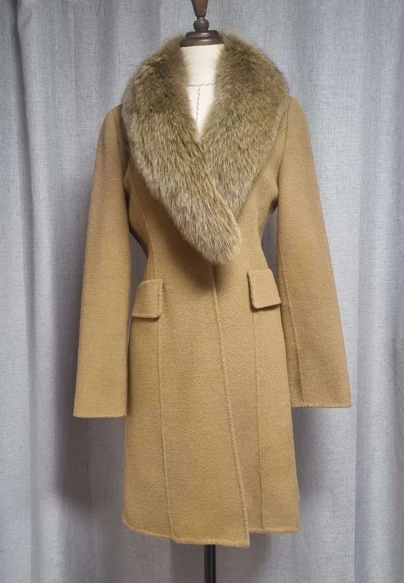 Joy's, Fox shawl moccasin coat, camel, 55