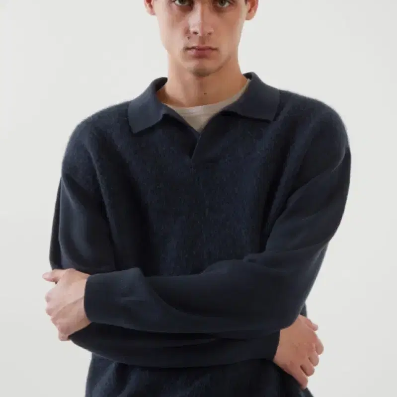 COS OPEN COLLAR LONG-SLEEVE POLO SHIRT