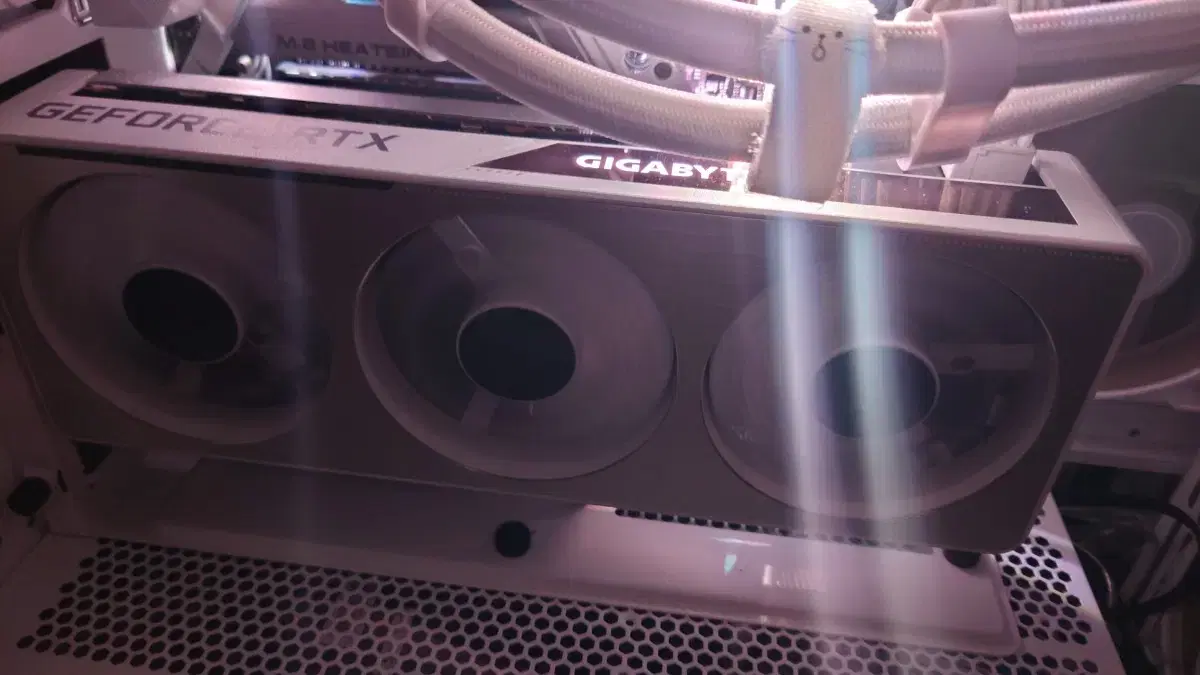 기가바이트 RTX3070 VISION OC