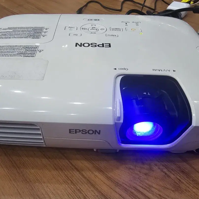 엡손프로젝터/ EPSON EB-X7 2200안시