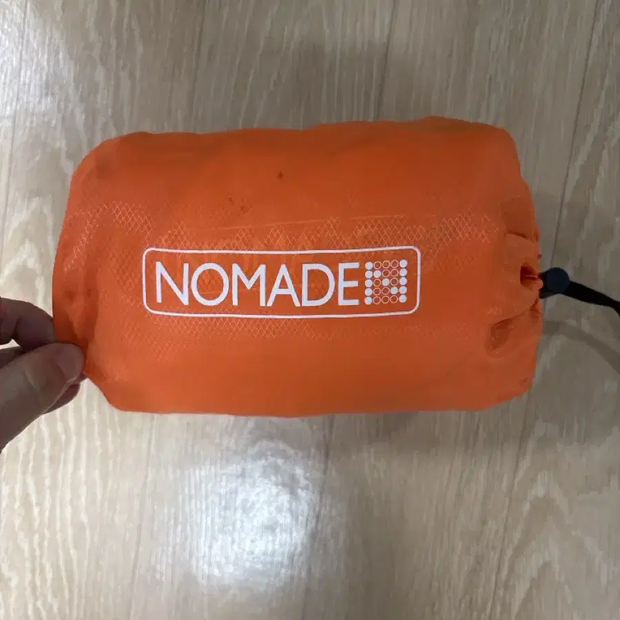 Nomade 에어쿠션 캠핑용 배게