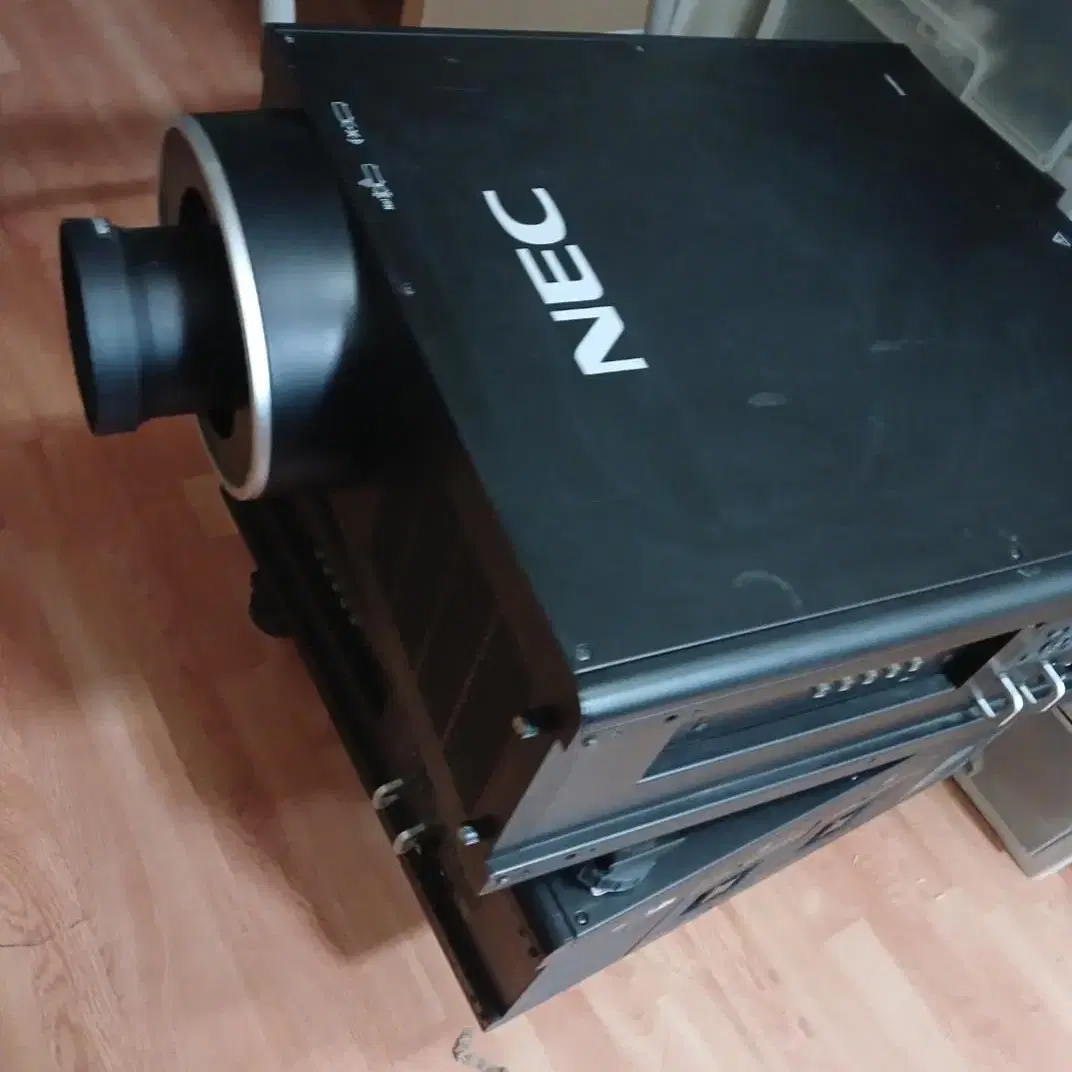 NEC NP-PH1000U 11000안시 풀HD 중고 빔프로젝터