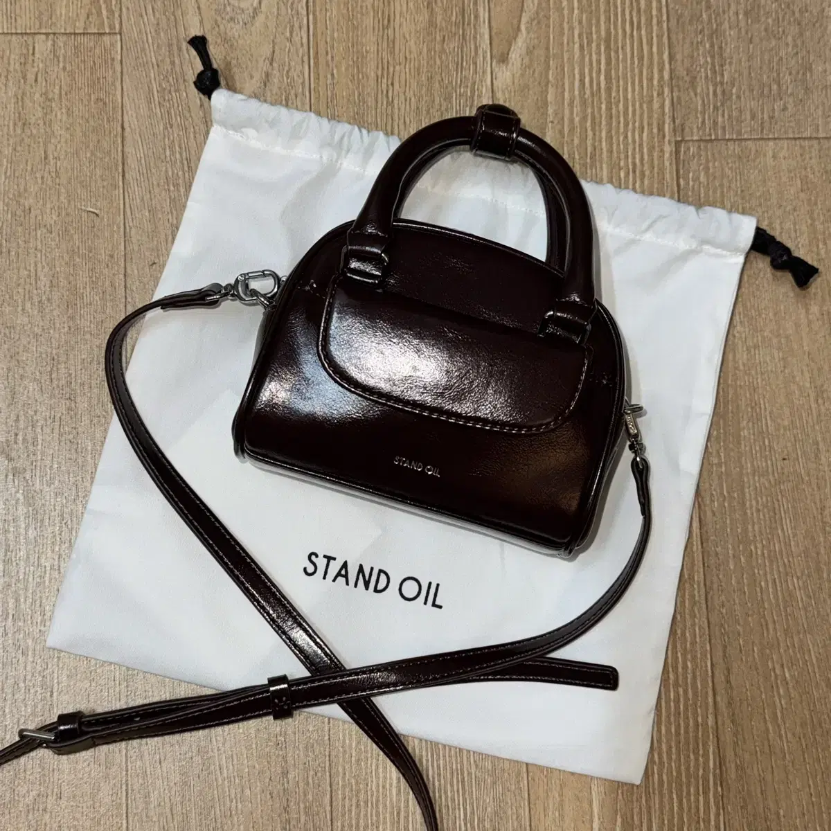 StandOil Mini Bag in Maroon