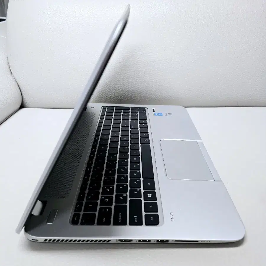 HP 고성능 i7 사무/게임용 노트북(16GB,756GB)