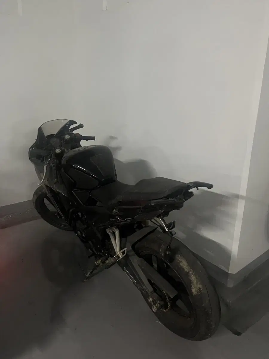 cbr300 서류3장 부품차