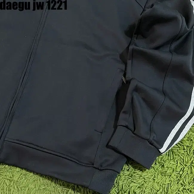 110 ADIDAS ZIPUP 아디다스 집업