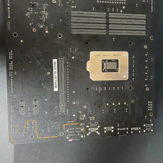 ASROCK b560m 인텔 메인보드 팔아요!