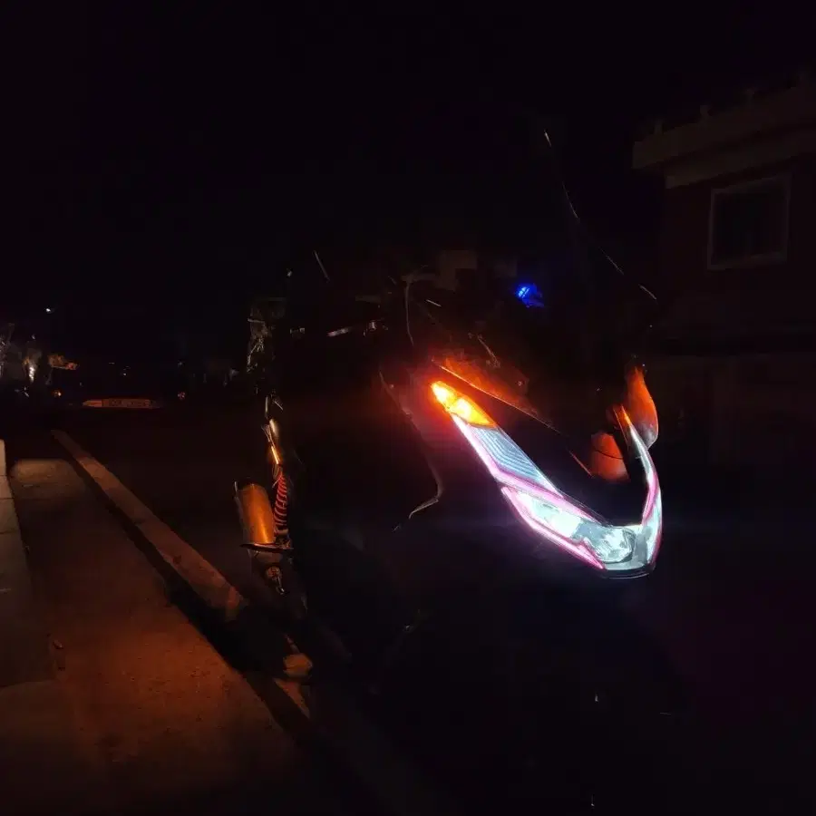 pcx125 22년식