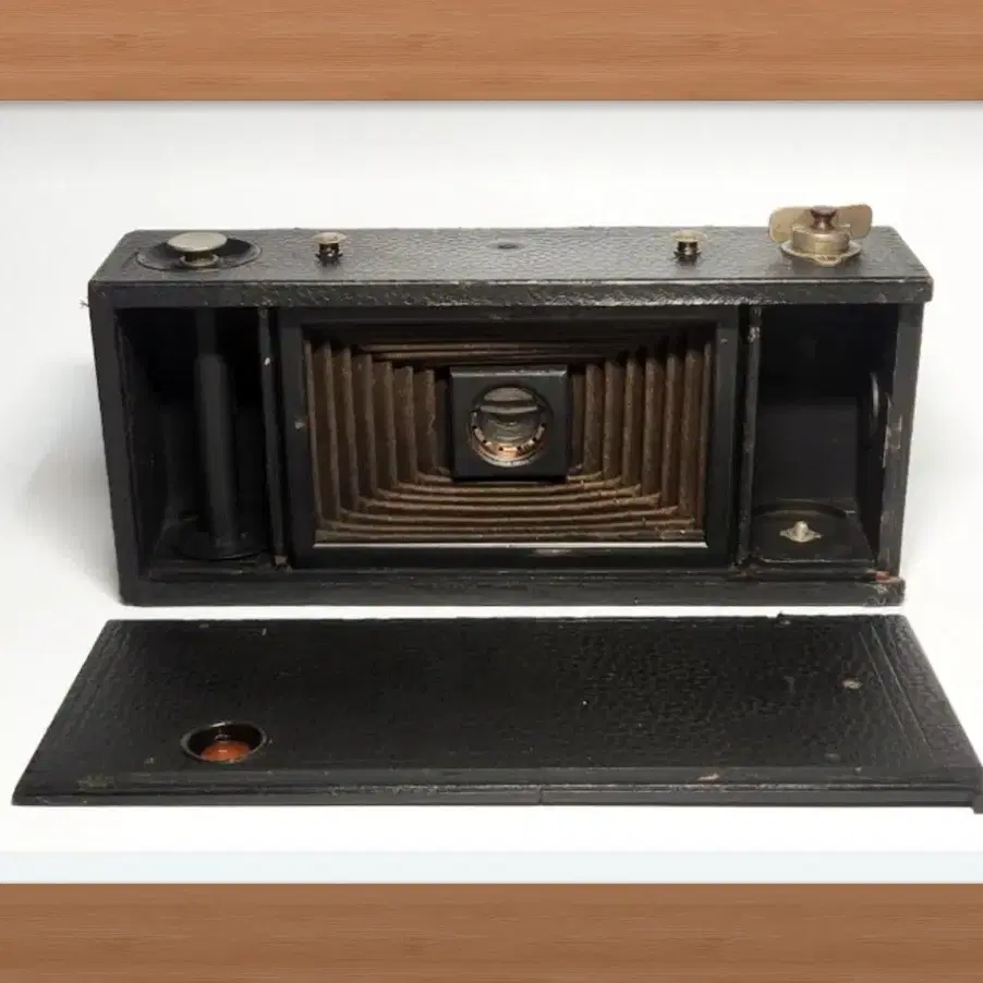 BROWNIE EASTMAN KODAK.1909년. 120mm폴딩카메라.