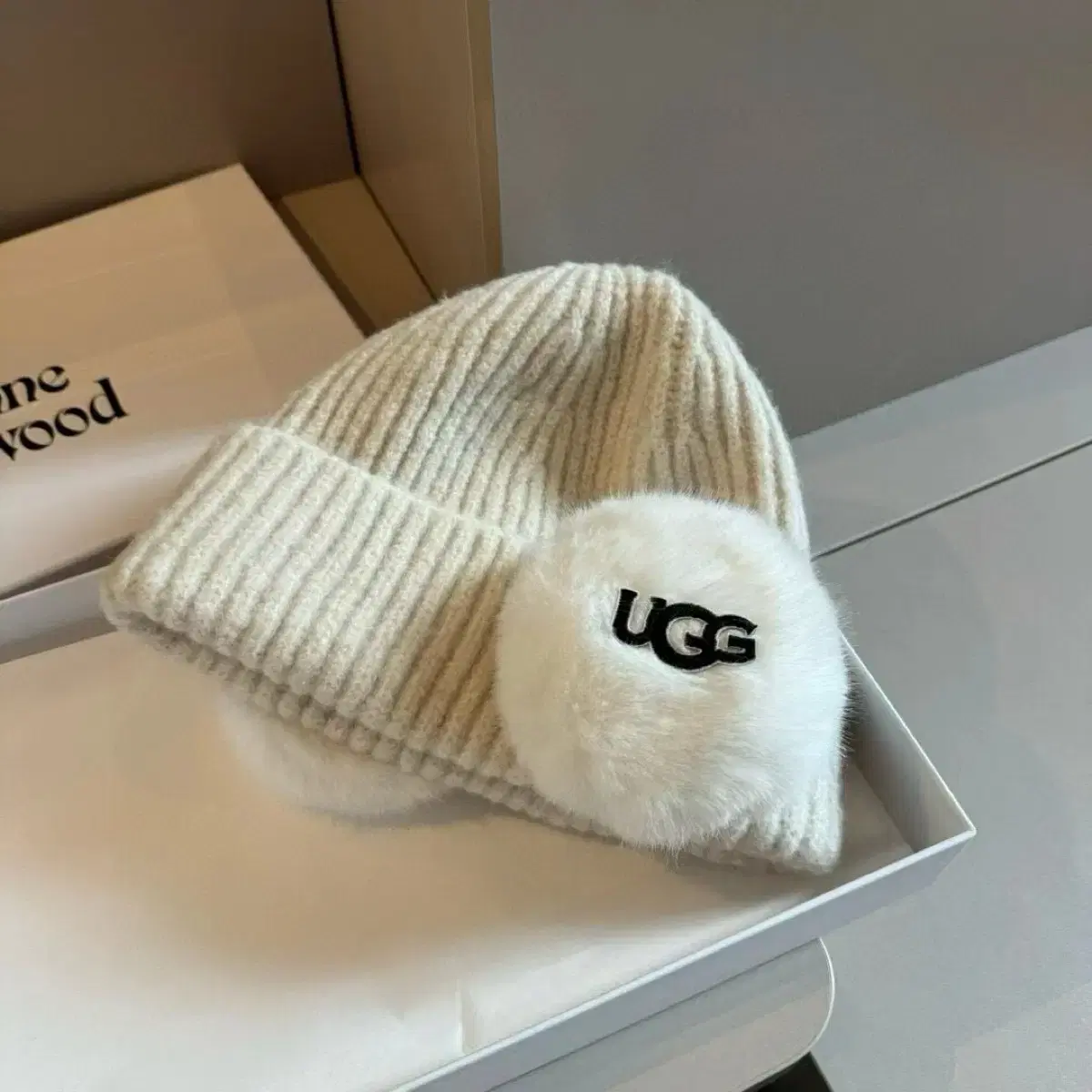 정품)UGG 비니&귀마개  5컬러