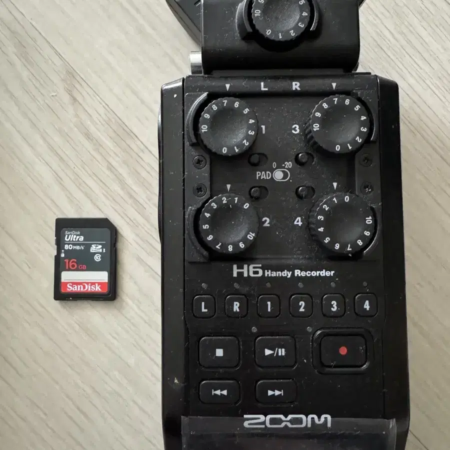 Zoom h6 녹음기 nt5 로데 마이크 세트팝니다(쓰던 부속품 다드려요