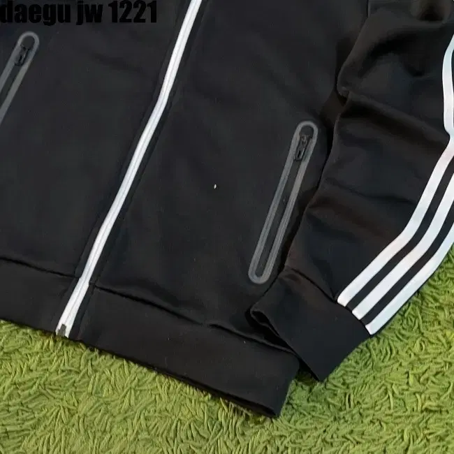 100 ADIDAS ZIPUP 아디다스 집업