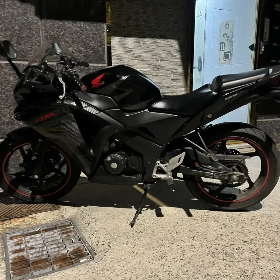 Cbr125r 16년식 28@@@