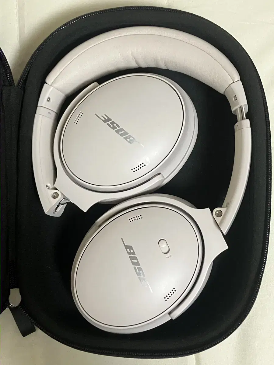 Bose 보스  qc45 헤드셋 헤드폰 화이트스모크