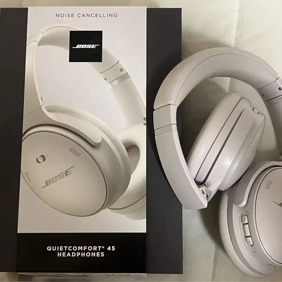 Bose 보스  qc45 헤드셋 헤드폰 화이트스모크