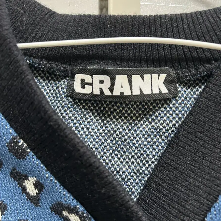 CRANK 크롭 카디건