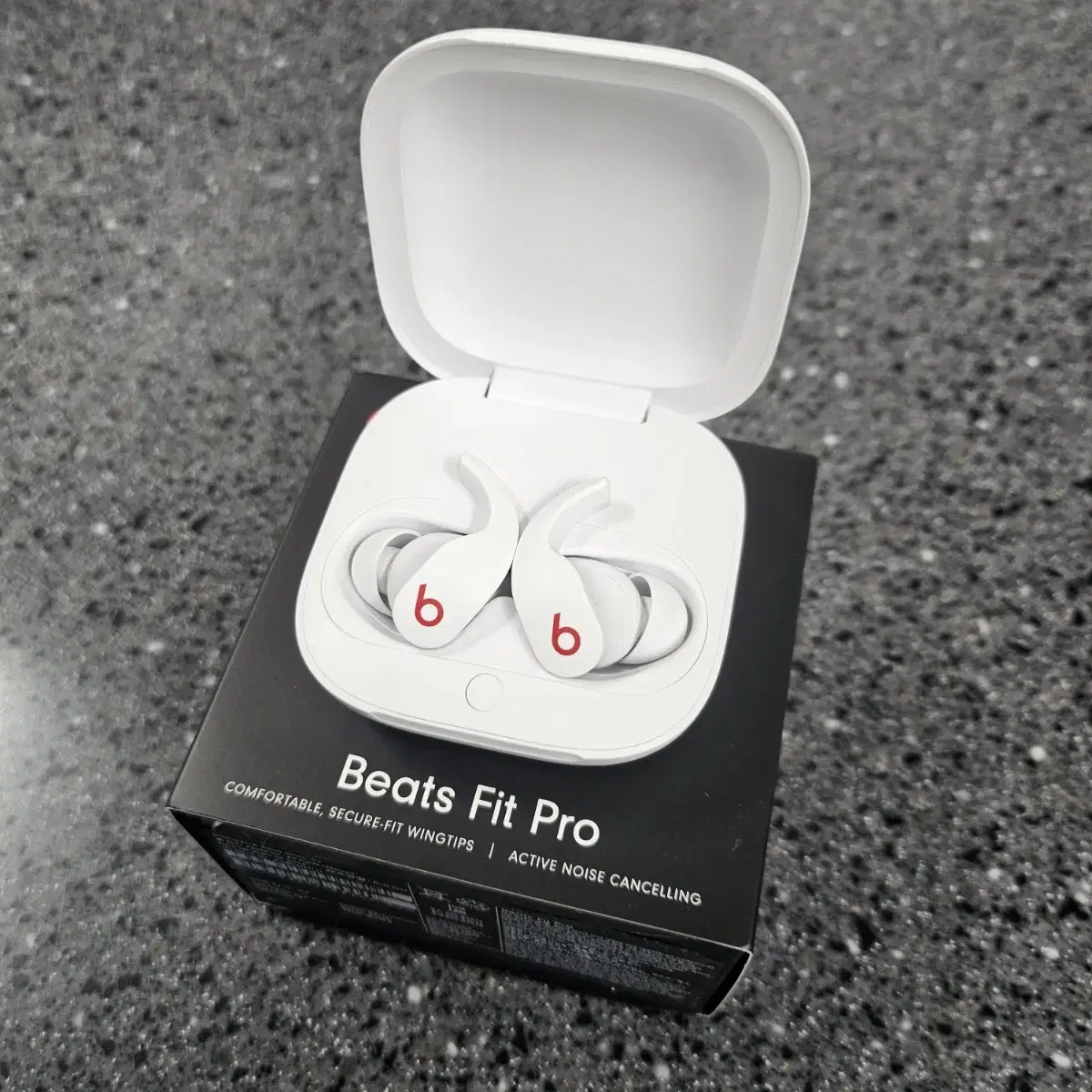 Beats Fit Pro 화이트