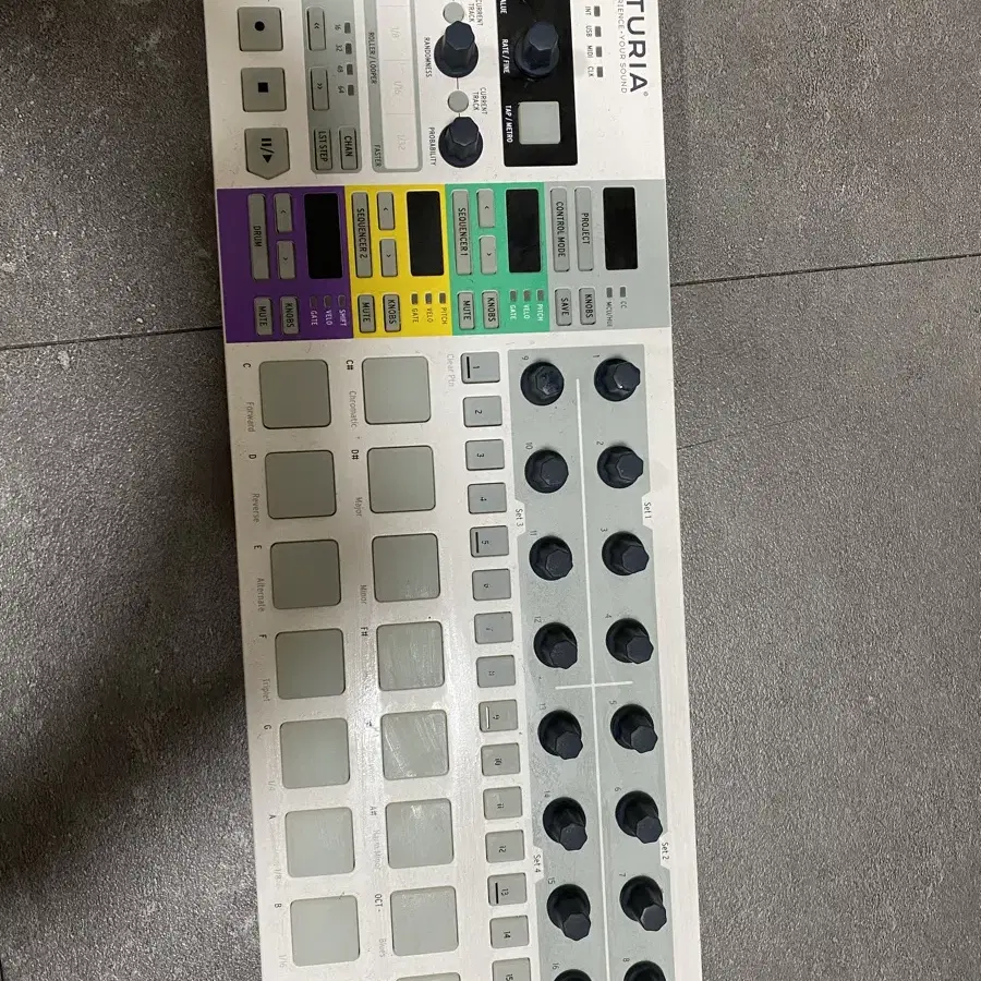 Arturia beatstep pro