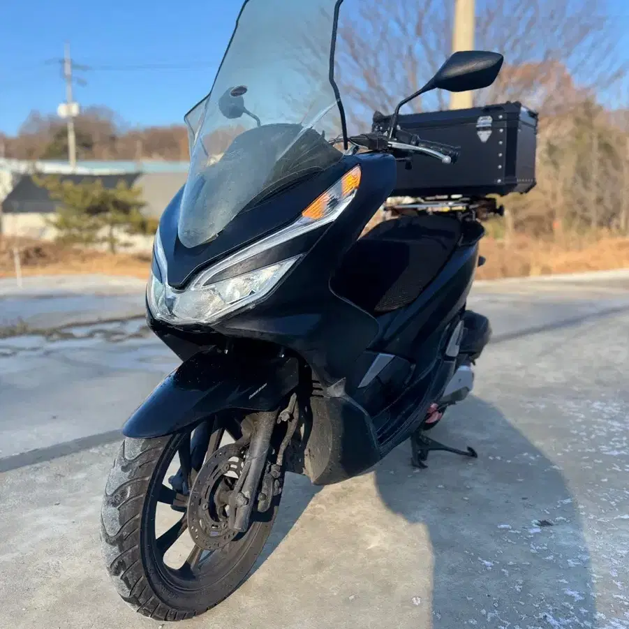 20년식 혼다 PCX125 4만Km 깔끔한 차량 판매합니다.