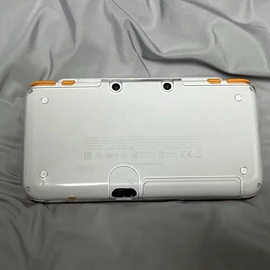 뉴 닌텐도 2ds xl