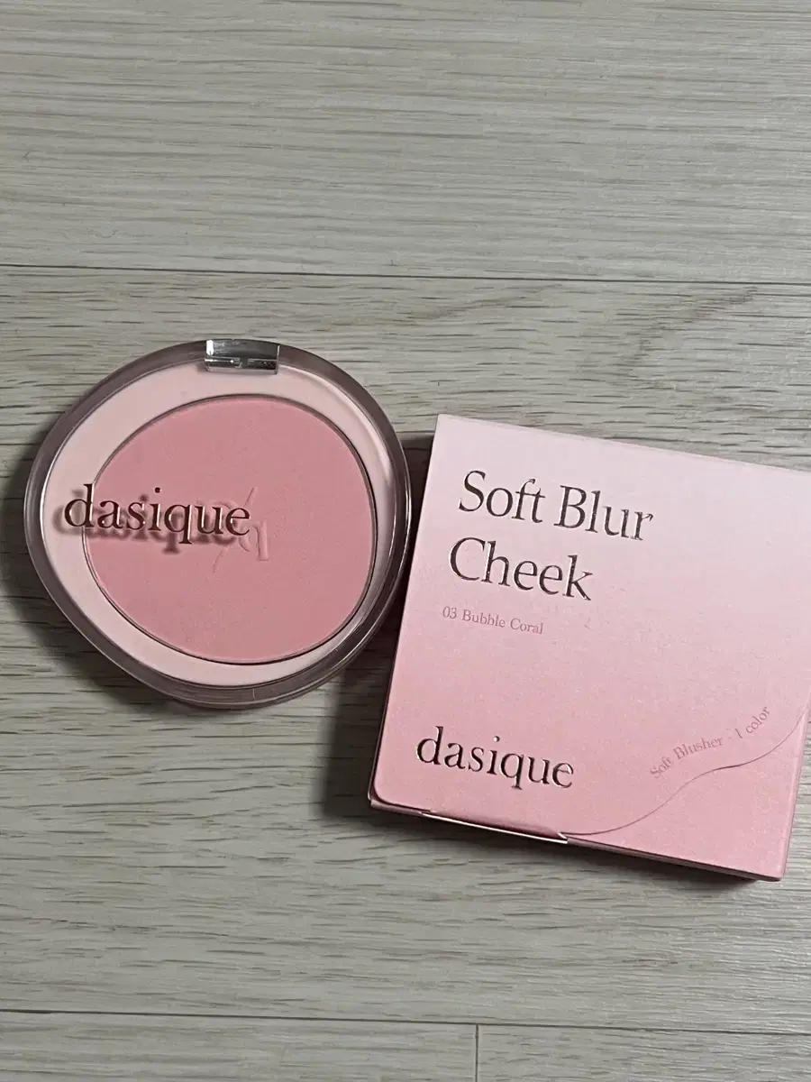 Daisyke Soft Blur Cheek No. 3 Bubble Coral