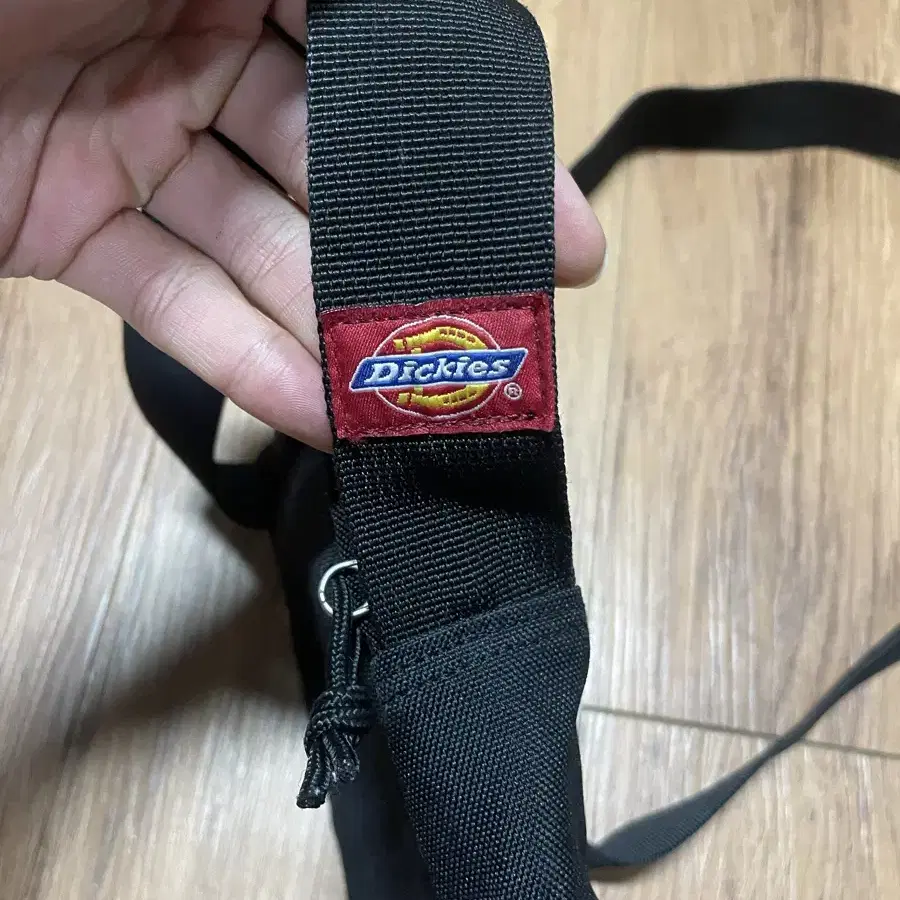 (Os)Dickies 디키즈 미니 크로스백