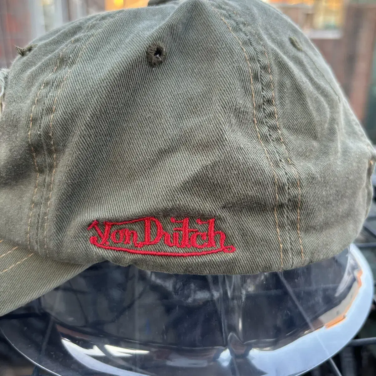 Von Dutch 본더치 데미지 디테일 카키 볼캡