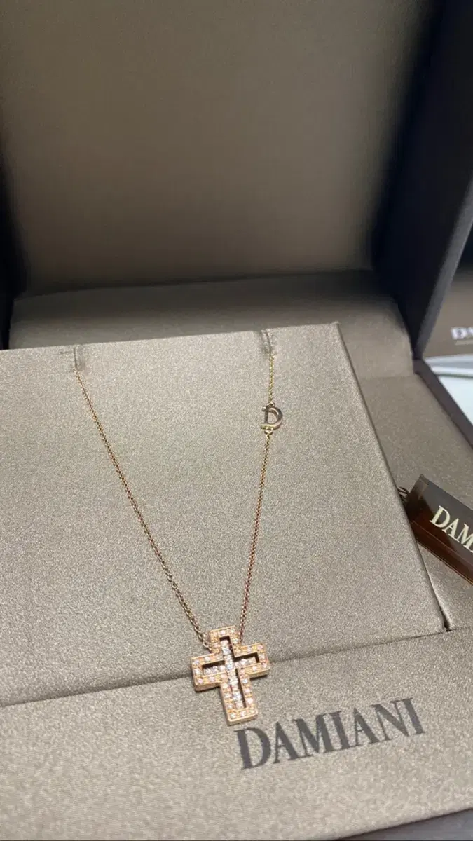 Damiani XS Rose Gold