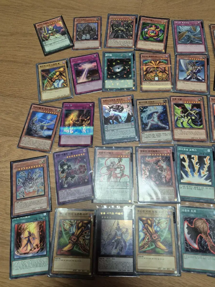 [Quick sale]Yu-Gi-Oh Perle Collection