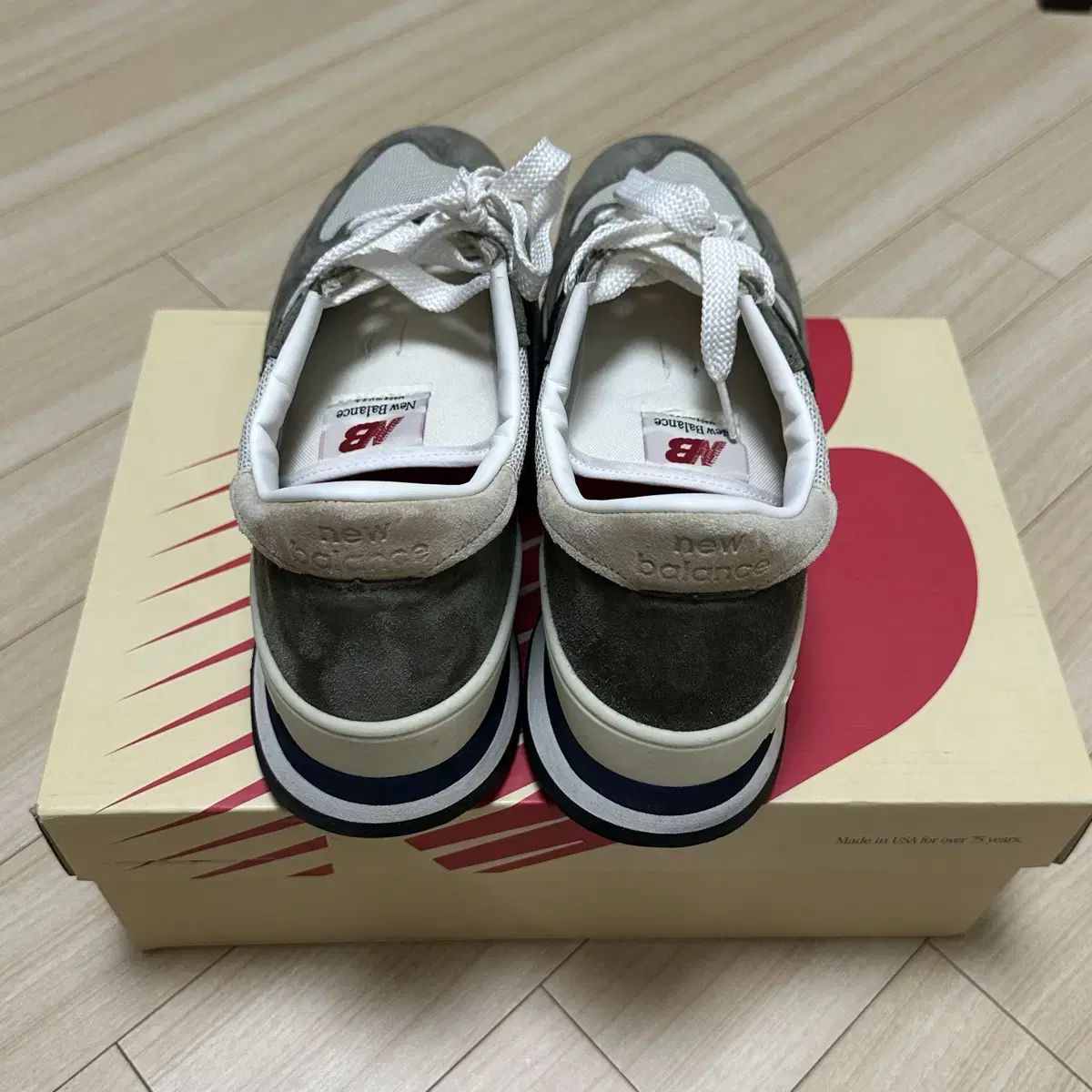 뉴발란스 990v1 Made in USA Olive (285)