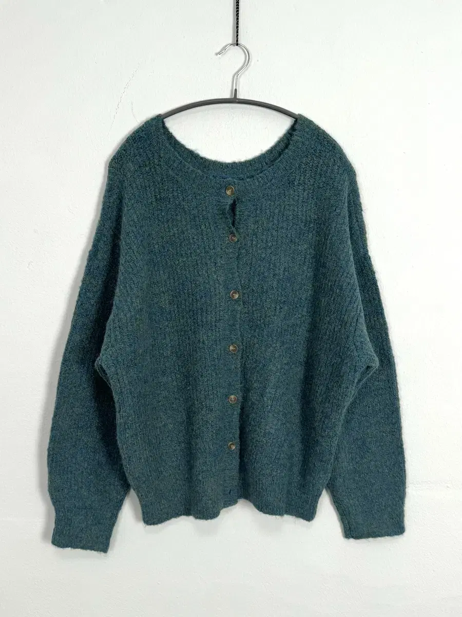 Vintage Soft Kniit Cardigan