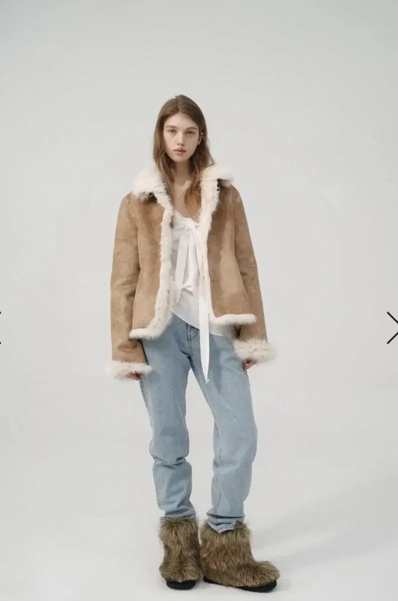 더바넷 무스탕 Katey Eco Shearling Jacket 새제품