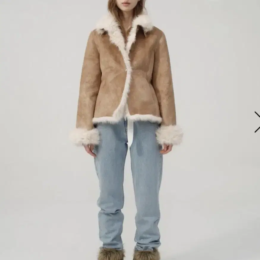 더바넷 무스탕 Katey Eco Shearling Jacket 새제품