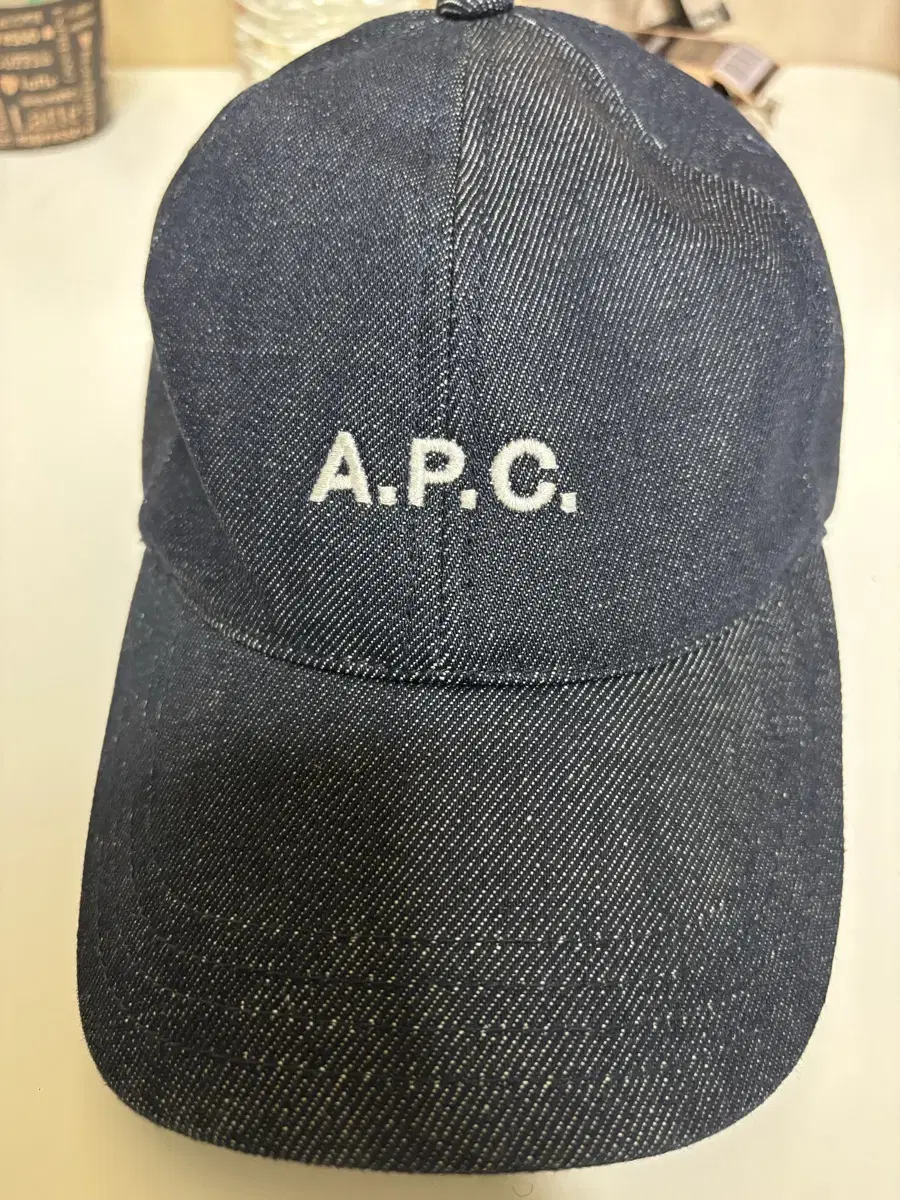 A.P.C 볼캡