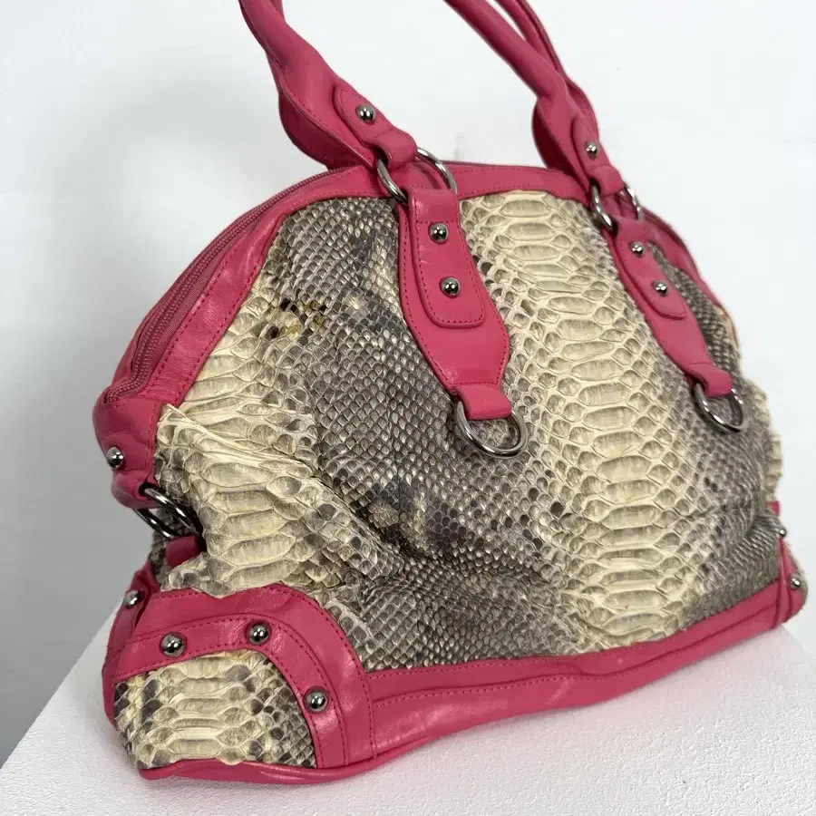 Kansai Impact Crocodile Shoulder bag