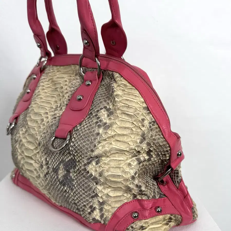 Kansai Impact Crocodile Shoulder bag