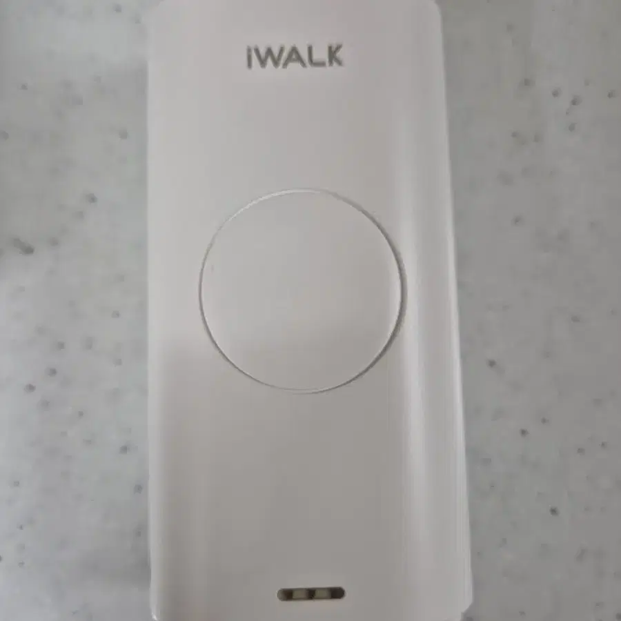 iWALK 애플워치 아이폰 겸용 보조배터리